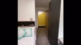 Mannequin House - Ensuite Room