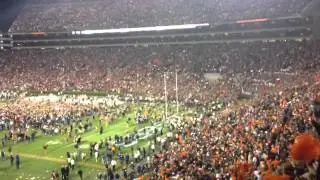 Iron Bowl 2013: Fans storm the field