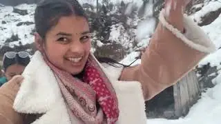 Mein gyi ghar or banha hue hai snowfall ❄️⛄️🌿🌲