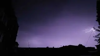 lightning flashes 📸 🗼
