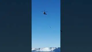 Kamov Ka 32 chopper returning after cargolift