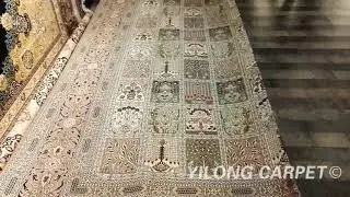 Isfahan Silk Carpet Hand Knotted Banana Silk Rugs