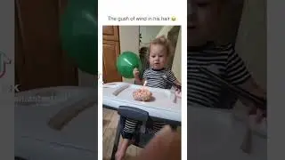 Baby blows balloon on his birthday candle😂 #youtubeshorts #comedy #funny #baby #fyp #tiktok #shorts