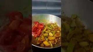 subah subah hi sabji banani padi #food #cooking #recipe #songs