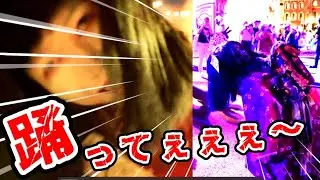 【4K】【タイプ・激】日本人形ゾンビのゲストサービスとAdo「唱」パフォーマンス！USJ ハロウィーン・ホラー・ナイト『ゾンビ・デ・ダンス』2023