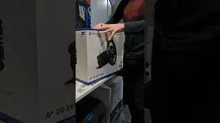 Unboxing the new Fanatec DD Extreme #simracing #gaming #fanatec #fanatecddextreme #simracingsetup