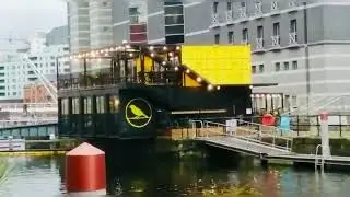 Afternoon walk in Leeds Dock