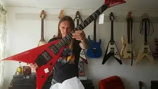 Unboxing Jackson 2018 PRO SERIES KING V&trade; KV, EBONY FINGERBOARD, FERRARI RED