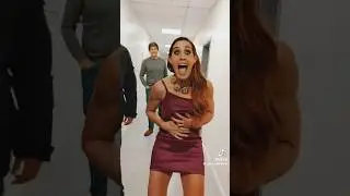 La Sole Pastorutti tiktokeando en la voz argentina