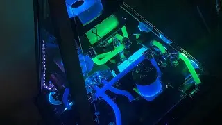 Ultimate Double Loop UV AZZA Pyramid