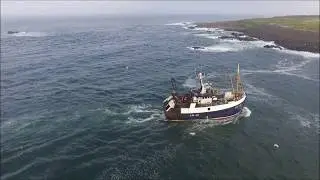 Tranquillity S LH-10 heading into Eyemouth harbour