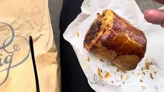 Ginger, pig, famous sausage, roll world famous at Borough Market London England UK