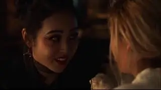 Nico & Karolina kisses (Runaways S2)
