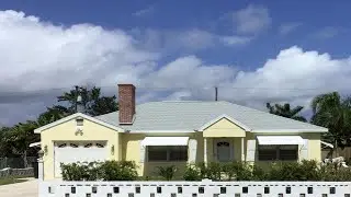 1610 Binney Drive, Fort Pierce, FL Presented by Peggy Murphy.