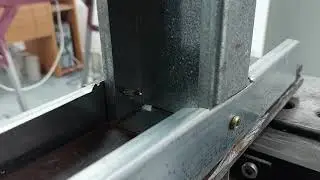 Joint A self-drilling screw connection for thin walled steel profiles