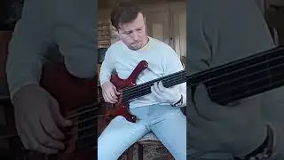 My new melody with a fretless bass.