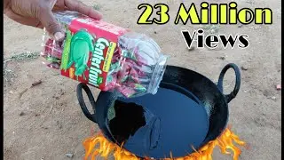Boiling Center fresh chewing gum in Hot oil Experiment || Chewing gum vs Hot oil experiment