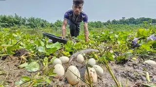 Amazing Egg Fishing Techniques | Using eggs to catch fish in A Depp underground hole #fishing