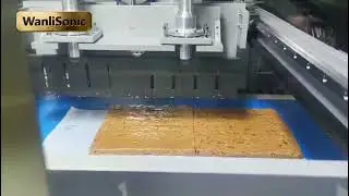 Ultrasonic caramel candy cutter