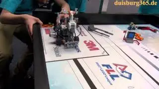 Ralf Meurer GFW Duisburg zum zdi Roboterwettbewerb 2013