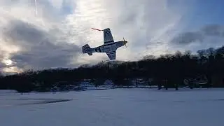 Hand launching the Eflite P-51d mustang 1.0m Ferocious Frankie❄️🛫 #rcplanes#Eflite#P-51dmustang1.0m 