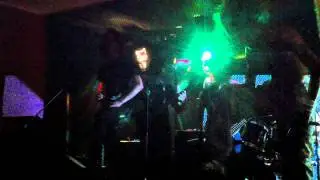 entropy - do your fucking time live @ zion yard.MOV