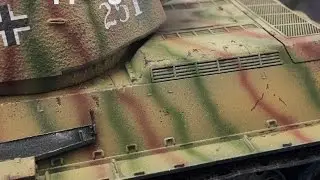 Chipping 1/35  scale models