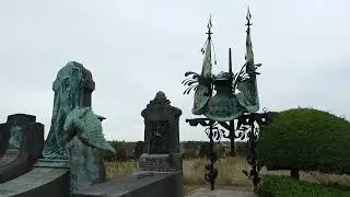 Military cemetery Belgium / Cimetière coté militaire cimetière d'Ixelles @visitbrusselsofficial