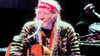 Last leaf, Willie Nelson at the 10th Anniversary Outlaw from Localguy8