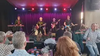 Eagle Rock - Ross Wilson and the Peaceniks live - 2021