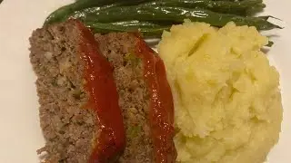 Мясной рулет по старинному рецепту (простой и вкусный)