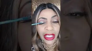 Avon Glimmer Shadow Demo