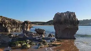 Playa Huevo Frito de Cuchia en Cantabria.