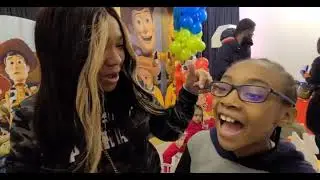The best magician near me. Uncle majic takes over kids birthday party with the phenomenal magic show