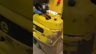 Dry ice cleaning an electric forklift