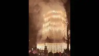 ✨ 🎆Chinese Aesthetics Beneath the Cold Firework Waterfall #fireworks #chineseculture #aesthetic