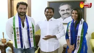 Actress Hema & Anchor Syamala joins YSRCP in the presence of YS Jaganmohan Reddy