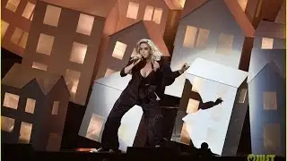 Ca&iacute;da bailarin de Katy Perry Brit Awards 2017