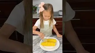 Corn is delicious and this is how I make it. #kidfriendly #tinychef #tinychefadventures #corn