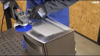 Brushed stainless steel: finishing a letterbox