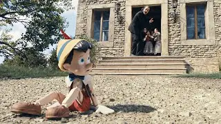 ELE É MALTRATADO POR SER UM MENINO DE MADEIRA!