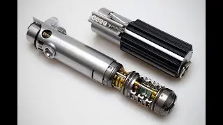 KR Sabers Luke Skywalker Vintage Graflex 3 Cell Crystal Reveal Star Wars FX Lightsaber