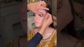 modern makeup look #makeuptutorial #makeup #ytshorts #viral #easymakeup #newmakeup #eyemakeup