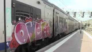 Nice Ville HD-SNCF Ter Z 23500 no.231532+Ter Z 26500 no.420 departs Nice Ville