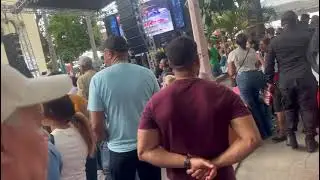 Ocoa alabando a Dios 