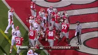 Dunn Finds the Endzone for a TD