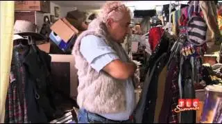 Hoarding: Buried Alive - The Land of Bizarre Things