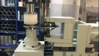 M&aacute;quina de cortar e rebordear tampos | Rebordeadeira de chapas