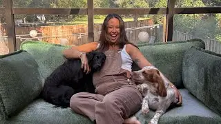 Pets, kids, and spills, no problem! Alex&rsquo;s machine-washable sofa makes comfort effortless! 