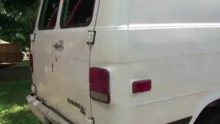Chevy G30 V8 5.7L 350